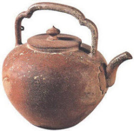High Handle YiXing teapot from Wu Jing tomb