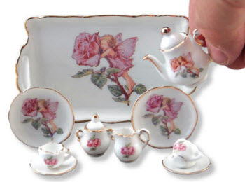 Flower Fairies Mini Collector Tea Set with Tray – strictly for show! (Screen capture from site)